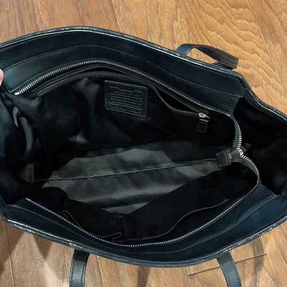 Coach Purse - Picture 4 of 4